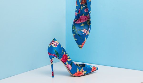 yy易游体育官方网站前线速递栏目展示的欧冠赛事最新动态高清图片