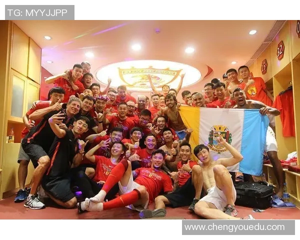 成都足球队以84分领跑挑战赛积分榜展现强劲实力与团队合作精神